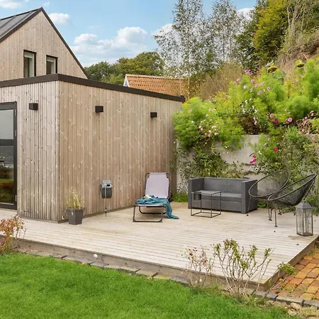 Holiday home Cozy In With Wifi *